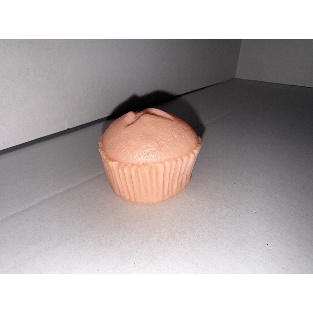 VTG Play Food CUPCAKE MUFFIN Dessert 1987 MTC-742